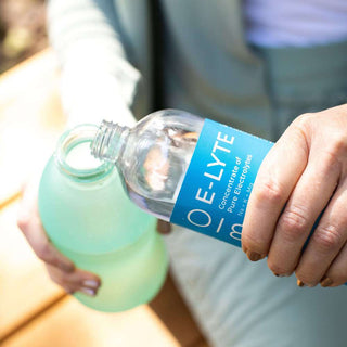 Pouring E-Lyte